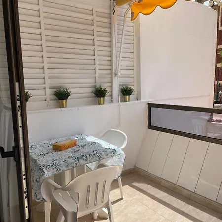 Modern 2 Playa Del Ingles アパートホテル San Bartolomé