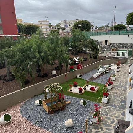 Modern 2 Playa Del Ingles アパートホテル